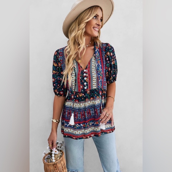 Tops - Women’s Casual Boho Floral V Neck Printed Bohemian Blouse - Multicolor